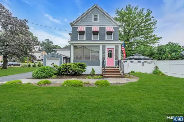 Hasbrouck Heights, NJ 07604,100 Woodside AVE