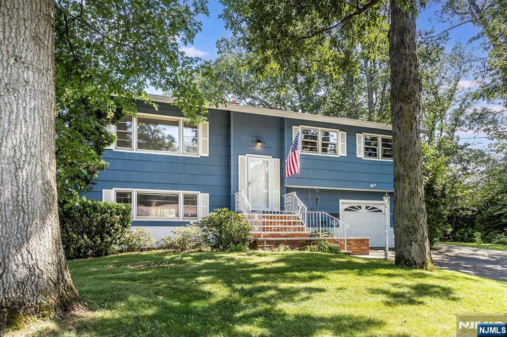 9 Kevin TER, Fairfield, NJ 07004