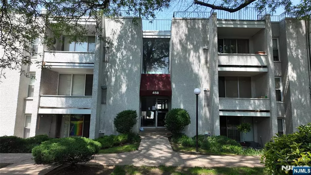 458 River #F, Nutley, NJ 07110