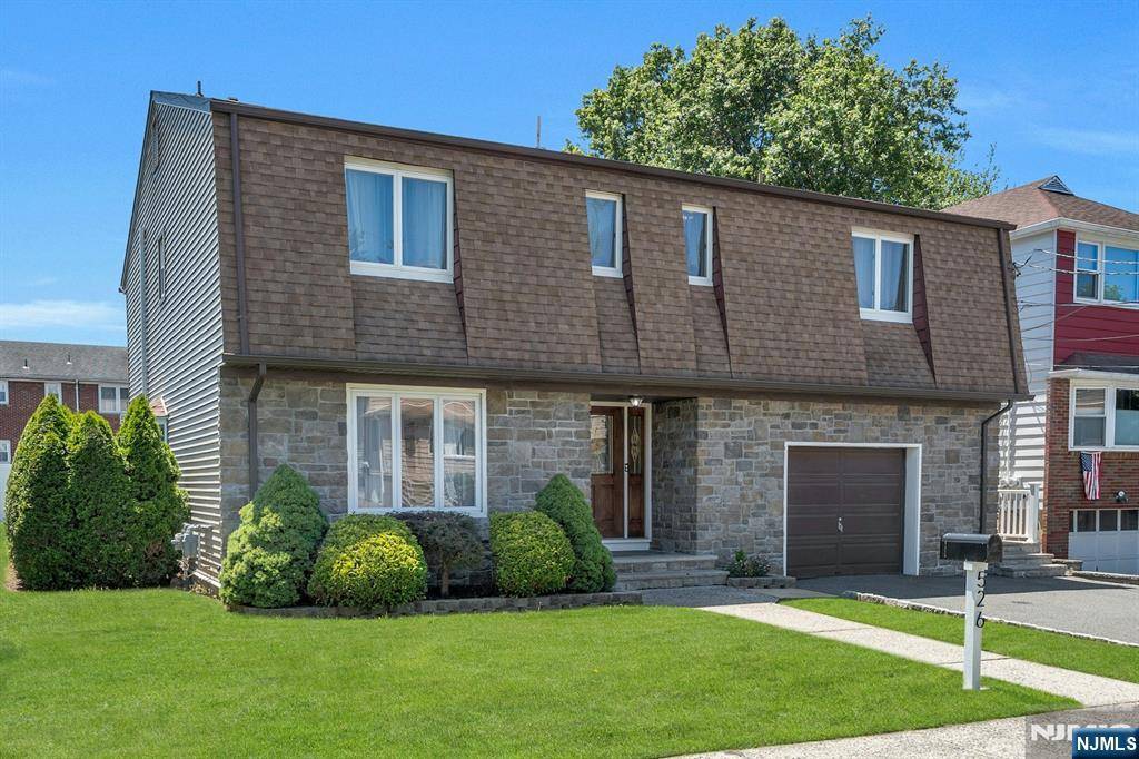 526 Laurel AVE, Lyndhurst, NJ 07071