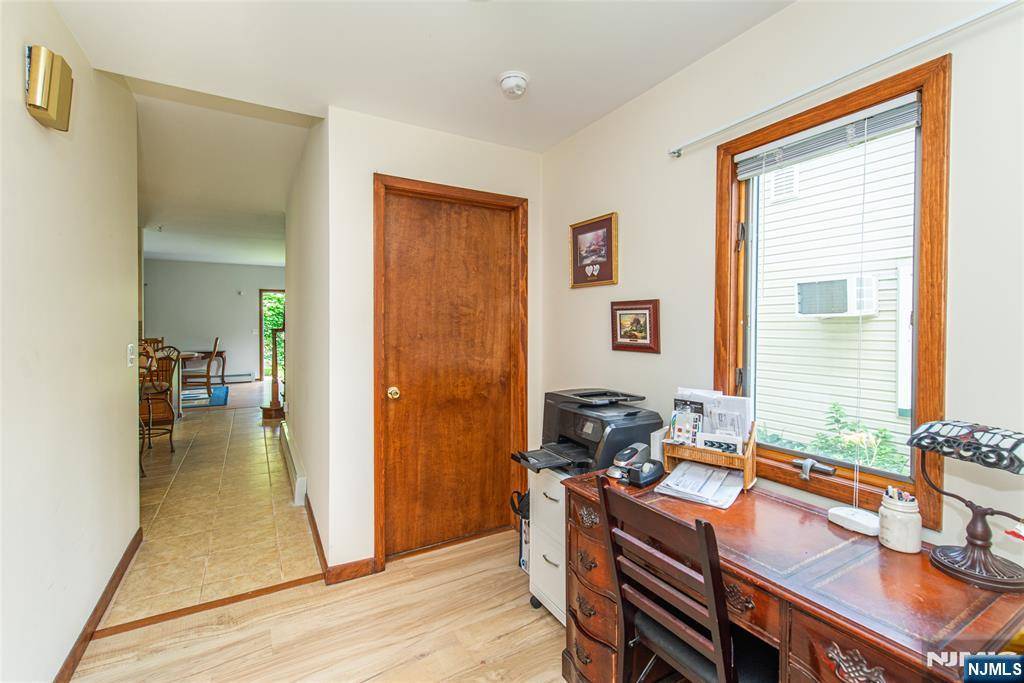 Par-troy Hills Twp., NJ 07054,2 Jacksonville DR