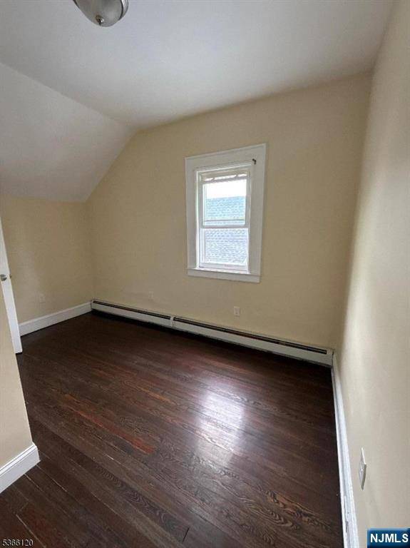 Newark, NJ 07106,115 End AVE #3