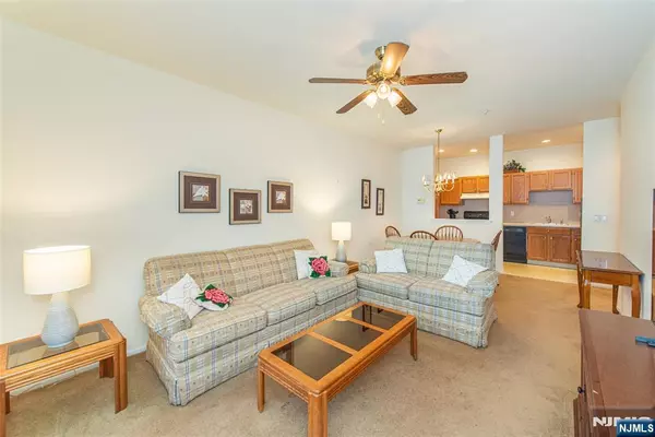 West Milford, NJ 07480,6222 Richmond RD