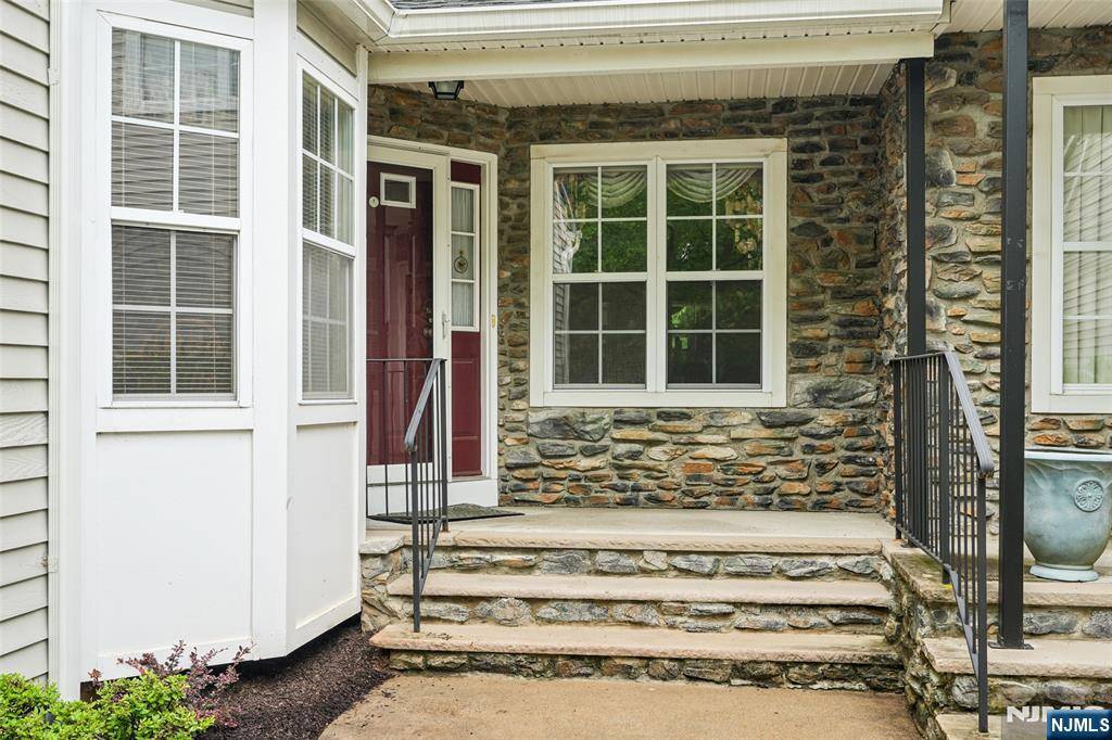 North Haledon, NJ 07508,55 S Hunter RD