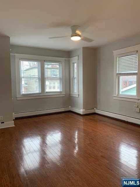 Fairview, NJ 07022,378 Park AVE #2nd Fl