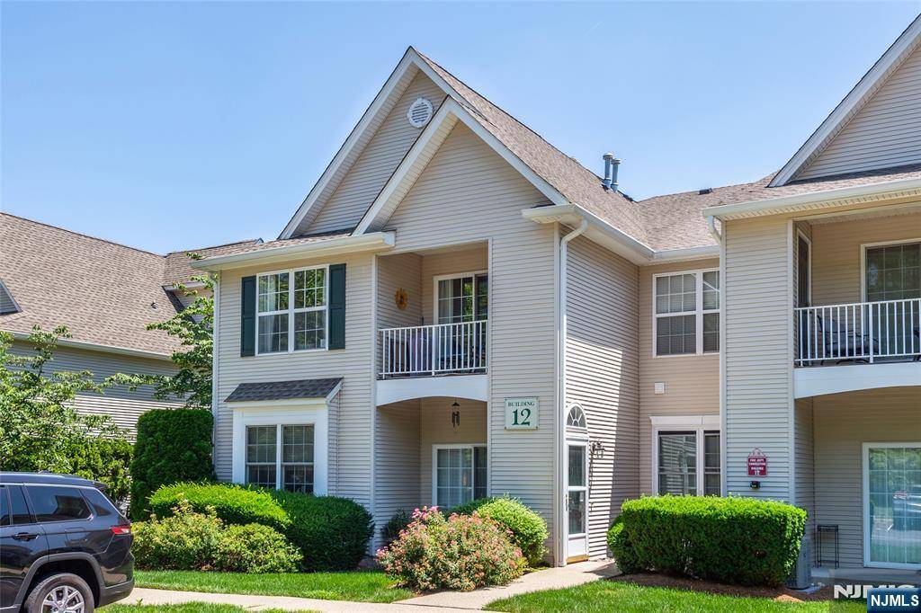 434 Cambridge DR, Butler Borough, NJ 07405