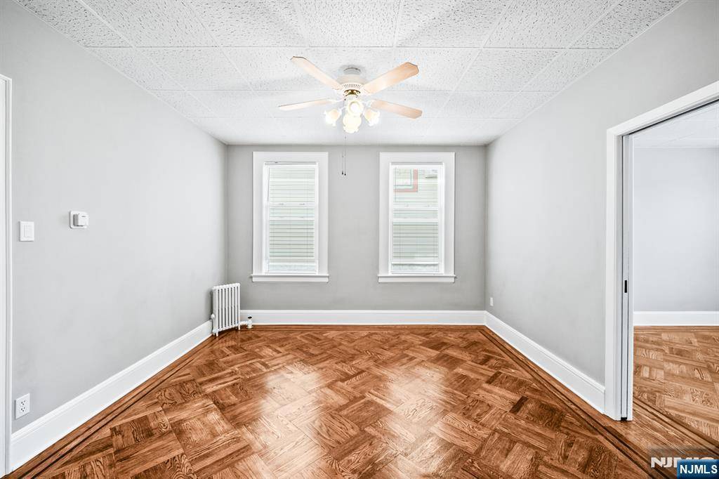 North Arlington, NJ 07031,96 Arlington BLVD