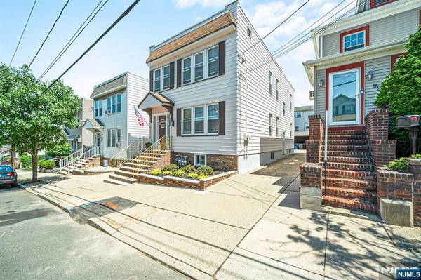 96 Arlington BLVD, North Arlington, NJ 07031