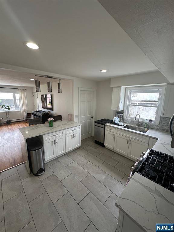 Clifton, NJ 07011,351 Hazel ST #1st floor
