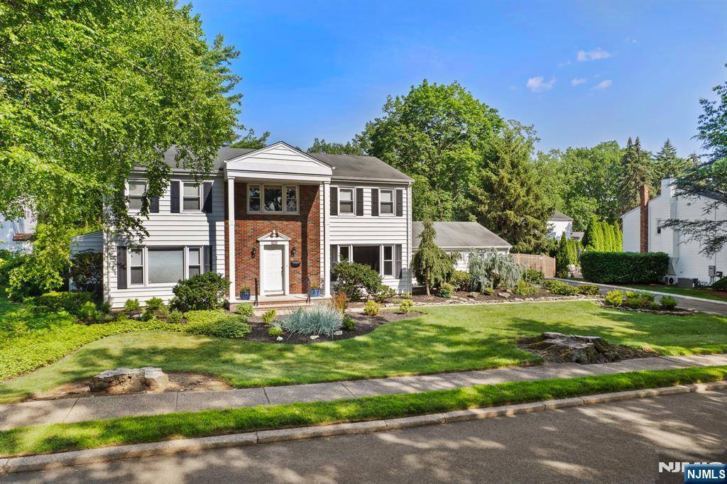 Paramus, NJ 07652,506 Salem ST