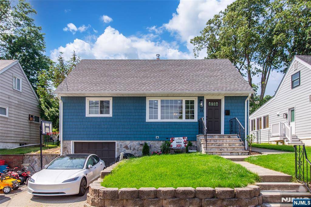 28 Highview AVE, Totowa, NJ 07512