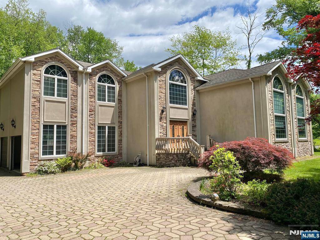 35 Waughaw, Montville Township, NJ 07082