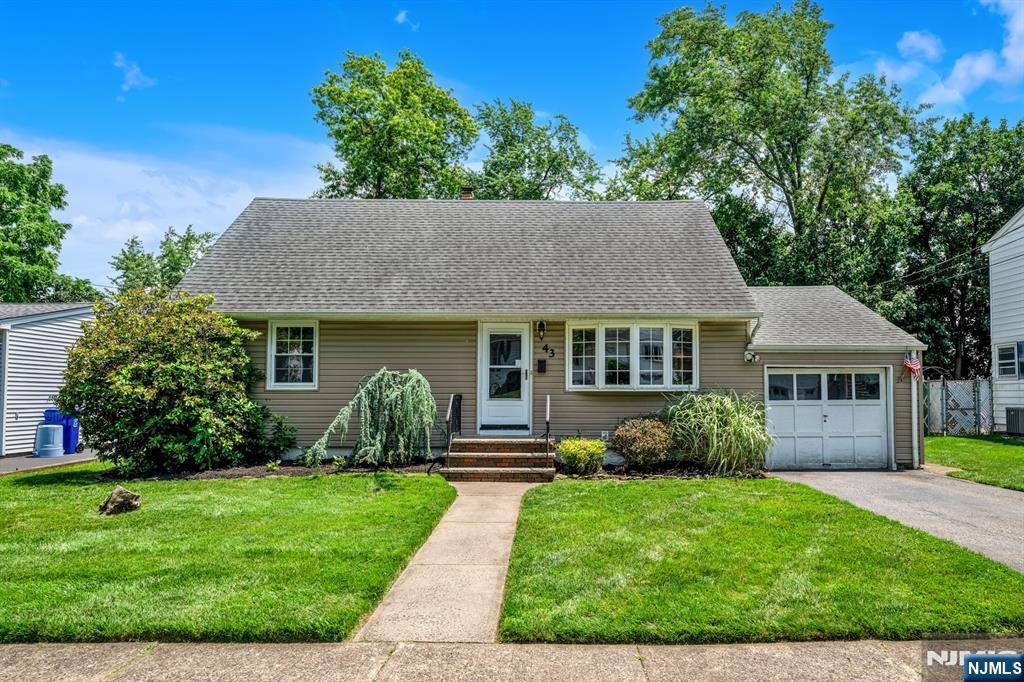 43 Barnert AVE, Totowa, NJ 07512