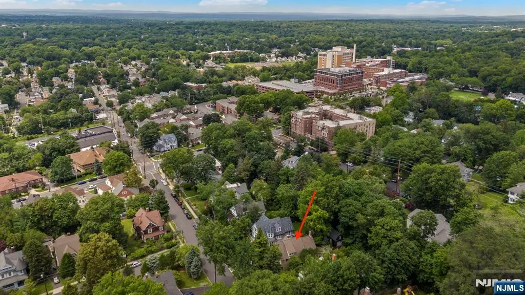 85 Hamilton AVE, Englewood, NJ 07631