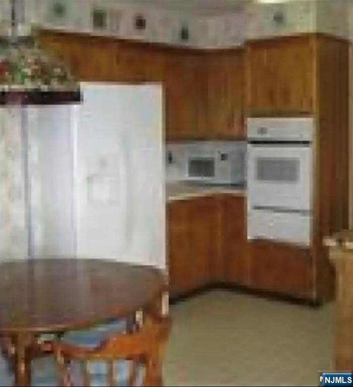 Mahwah, NJ 07430,297 Airmont AVE