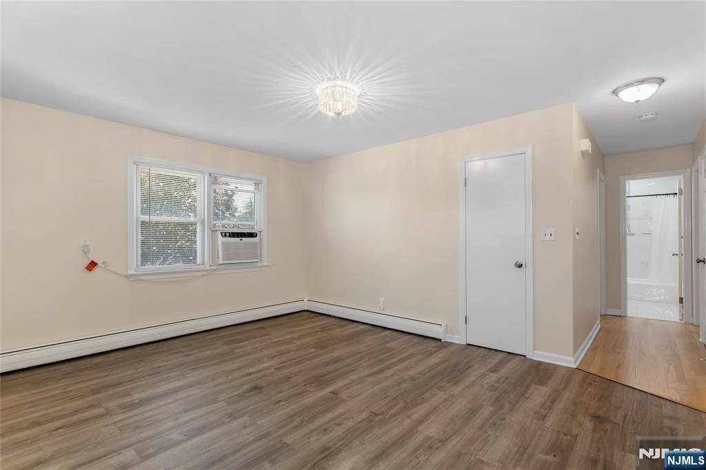 Clifton, NJ 07011,655 Crooks AVE