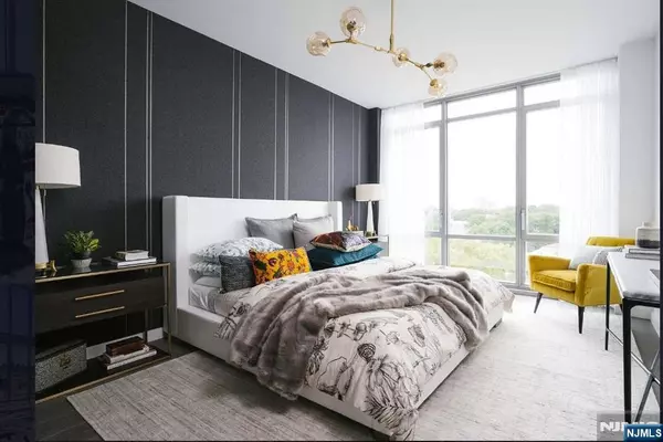 Cliffside Park, NJ 07010,320 Adolphus AVE #1013