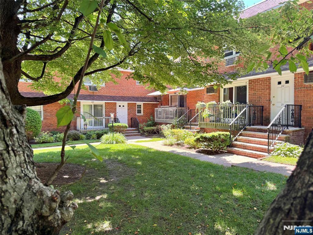 Montclair, NJ 07042,39 Harrison AVE #20