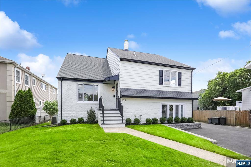 Dumont, NJ 07628,279 Washington AVE
