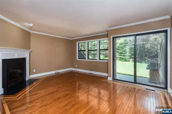 West Milford, NJ 07480,29 Concord RD #F