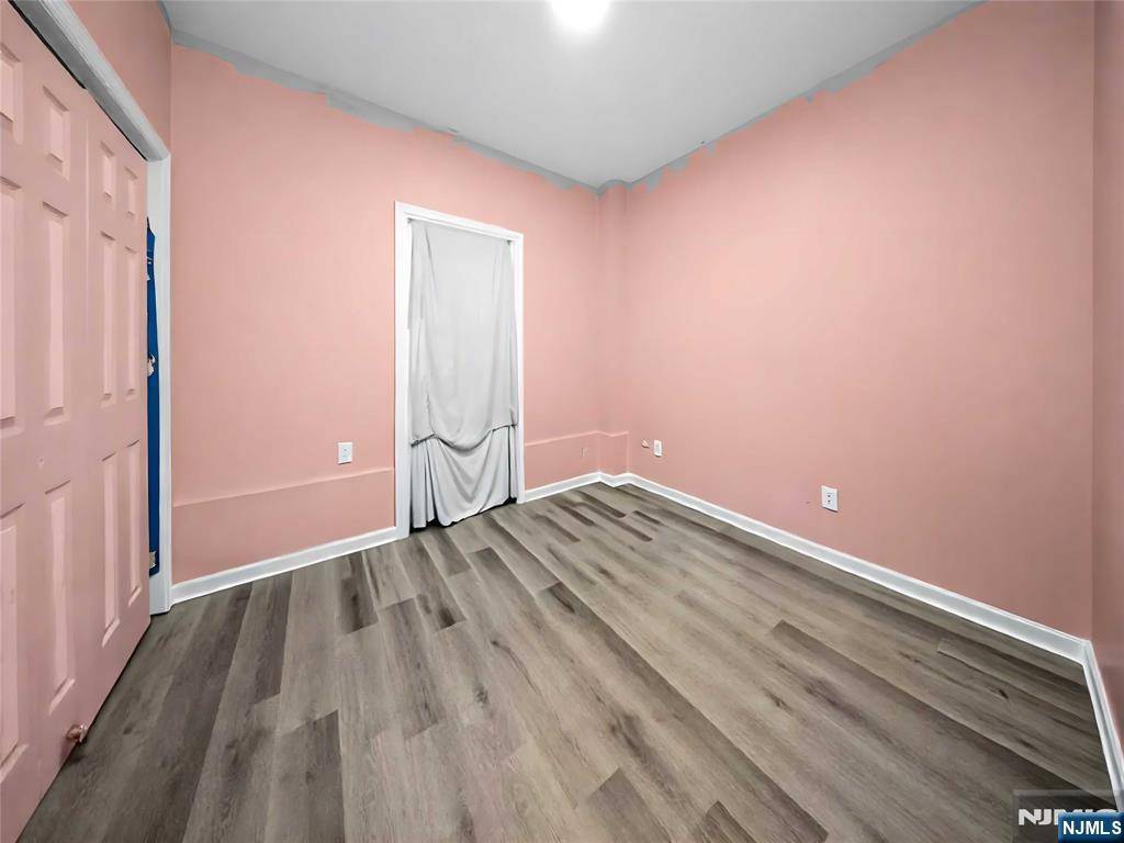 Paterson, NJ 07501,740 E 18th ST