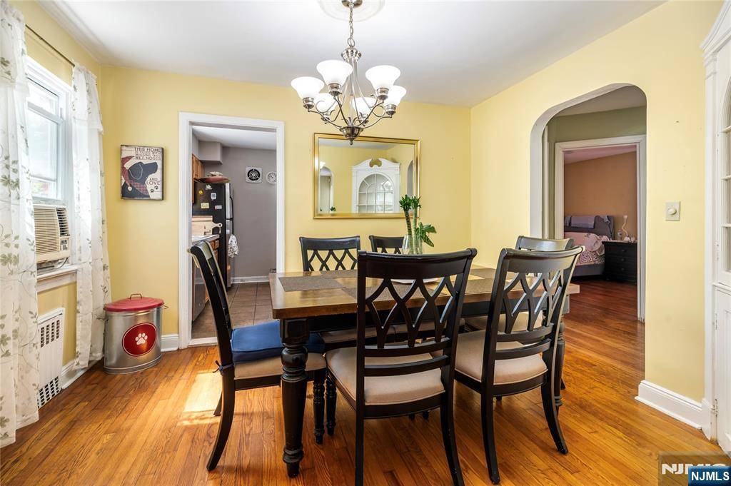 Teaneck, NJ 07666,140 Blauvelt ST