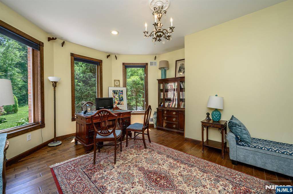 Andover Twsp, NJ 07821,27 Mountainview DR