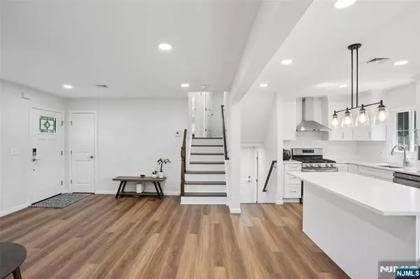 Ridgewood, NJ 07450,441 George ST