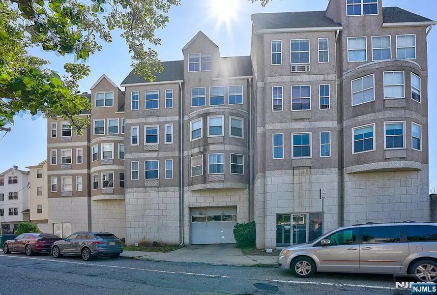 54 Polk #P3, Newark, NJ 07105