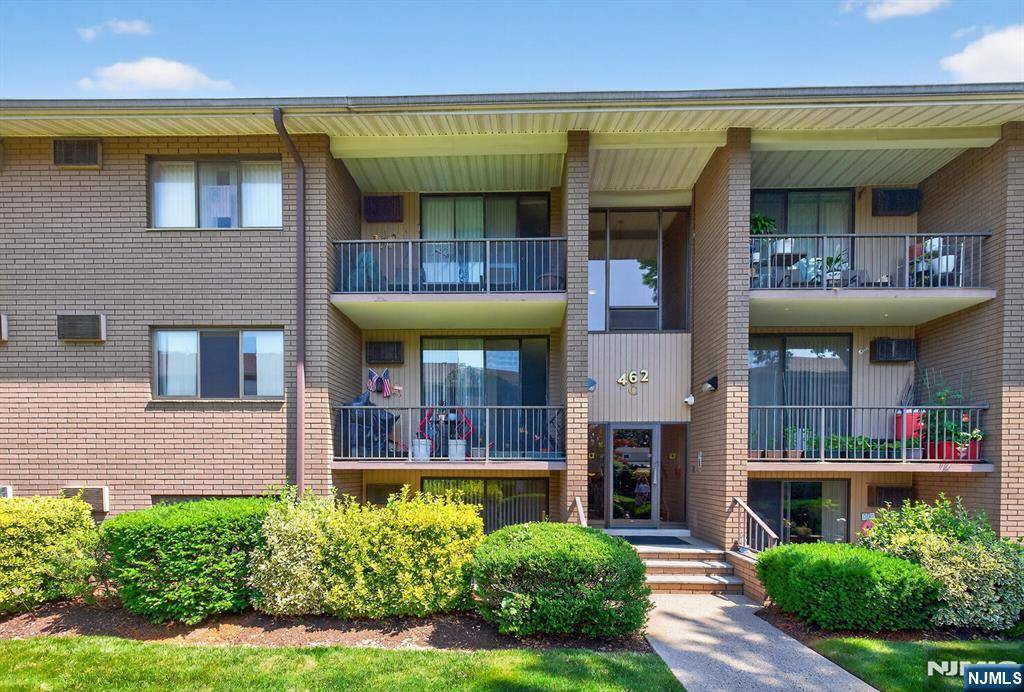 462 Liberty ST #109, Little Ferry, NJ 07643