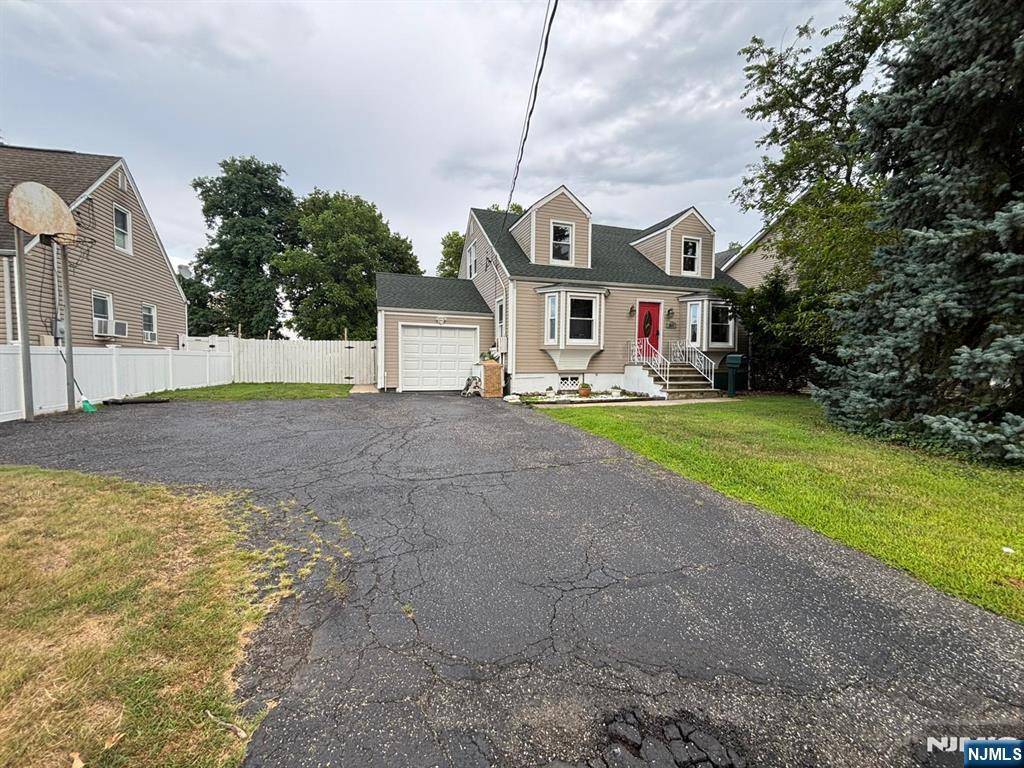 Bloomfield, NJ 07003,1637 Broad ST