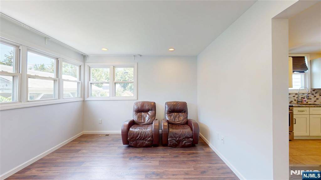 Clifton, NJ 07011,634 Clifton AVE #1