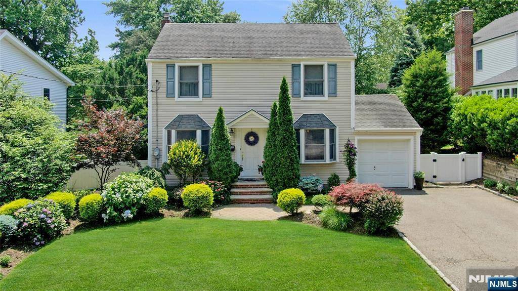 207 Manning AVE, River Edge, NJ 07661