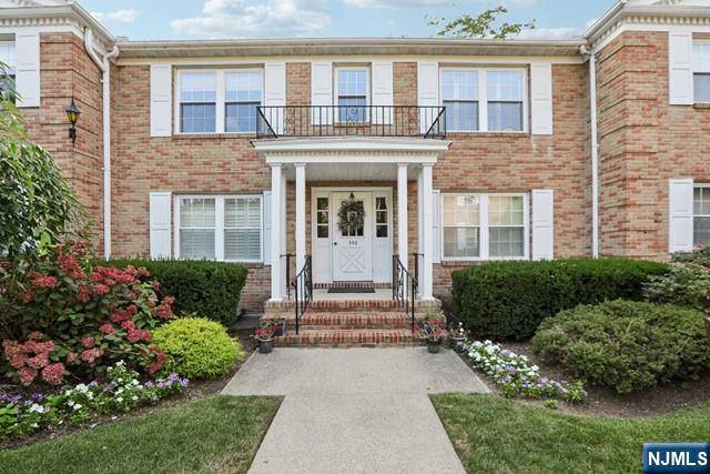 Ridgewood, NJ 07450,356 E Ridgewood AVE