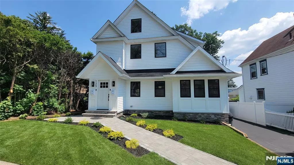 Hasbrouck Heights, NJ 07604,125 Franklin AVE