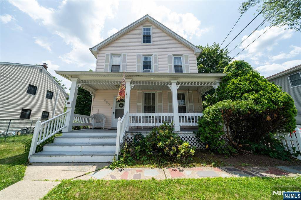 237 Lexington AVE, Dumont, NJ 07628