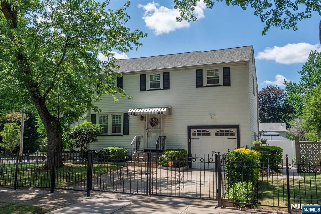 55 Rowland AVE, Hackensack, NJ 07601