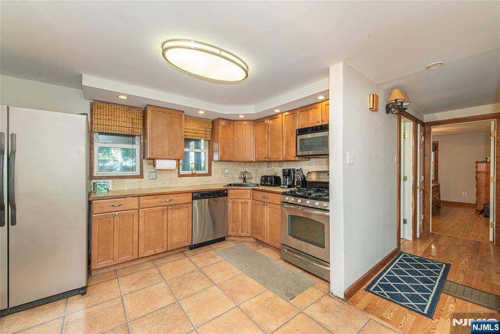 Ringwood, NJ 07456,520 Skyline Lake DR