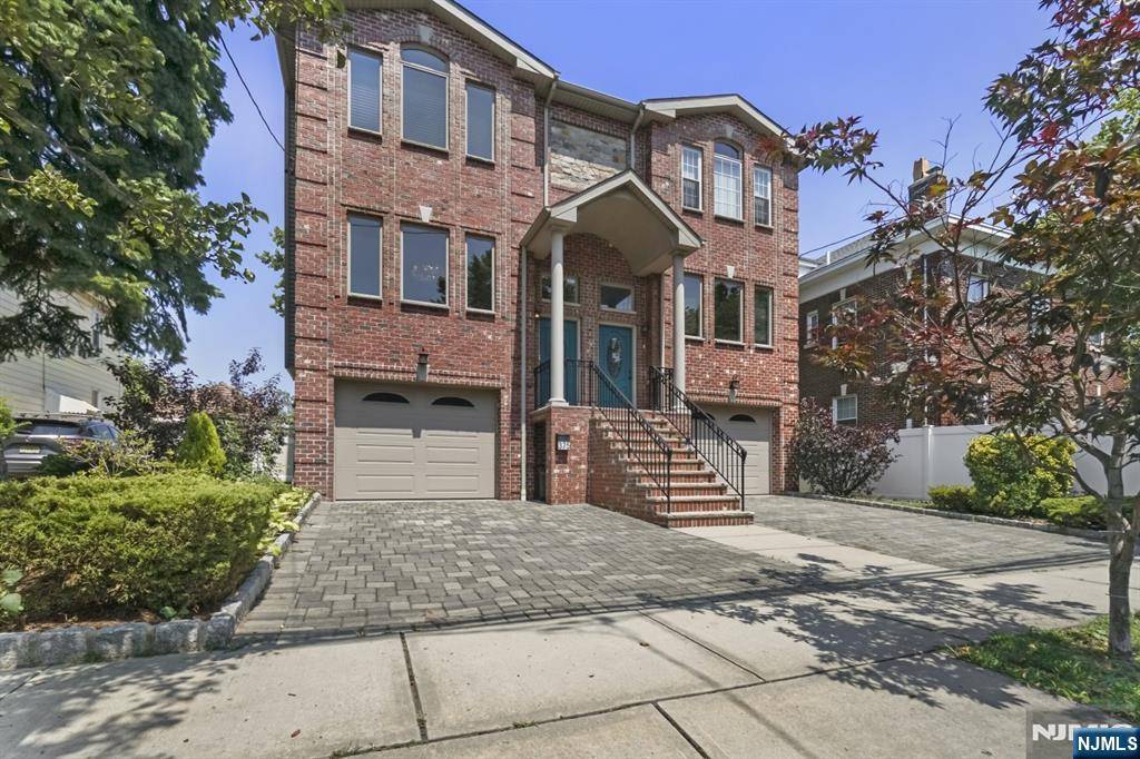 375 Greenmount AVE, Cliffside Park, NJ 07010