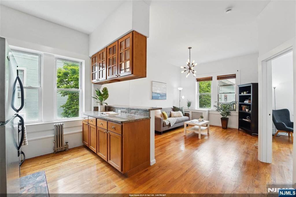 238 Ogden AVE #6, Jersey City, NJ 07307