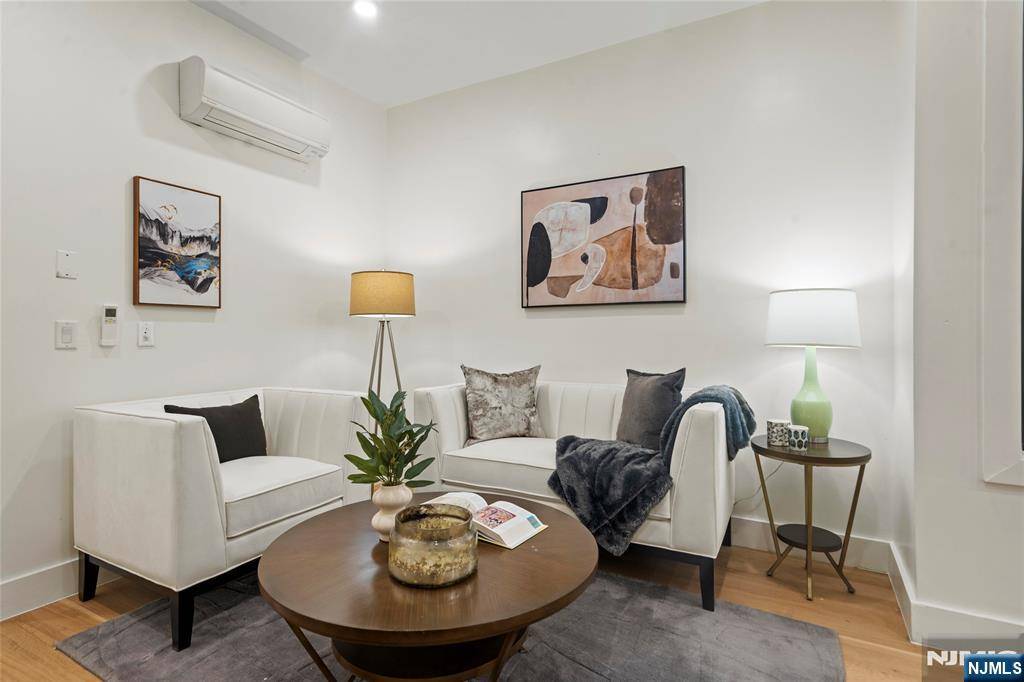 50 Grace ST #3l, Jersey City, NJ 07307