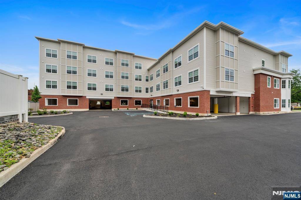 70 Ridgedale AVE, Morristown Town, NJ 07960