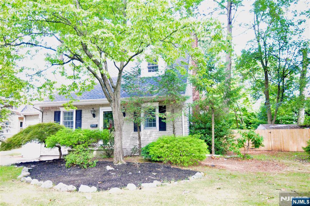 335 River RD, New Milford, NJ 07646