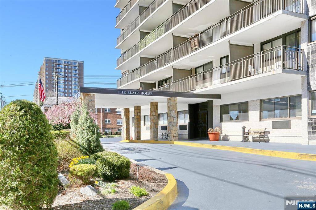 Hackensack, NJ 07601,235 Prospect AVE #7D