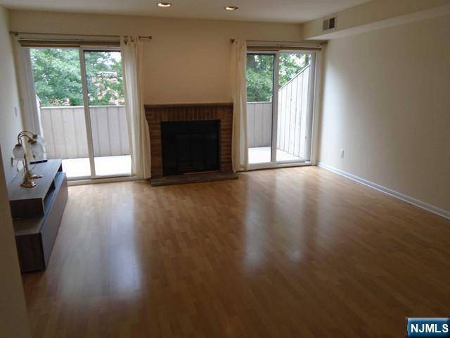 Fort Lee, NJ 07024,2163 Ellery AVE