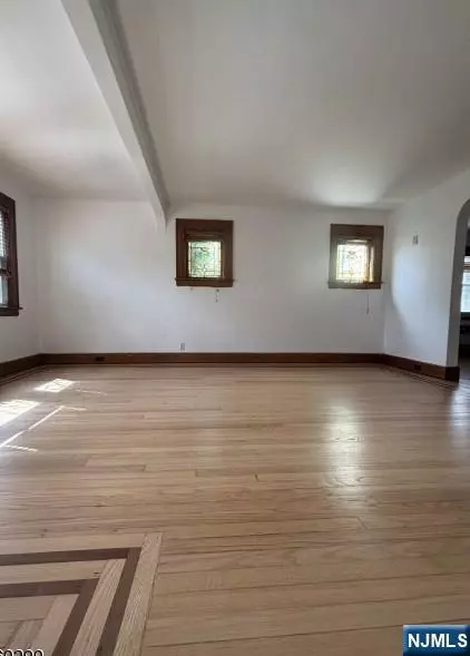 Teaneck, NJ 07666,613 Martense AVE