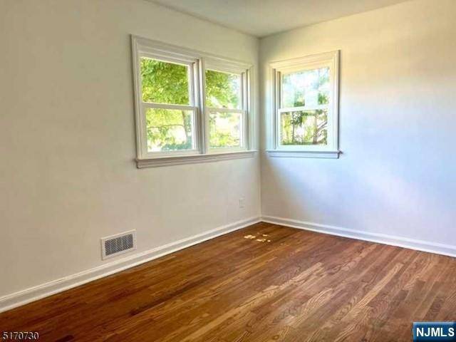 Fair Lawn, NJ 07410,2-37 30th ST