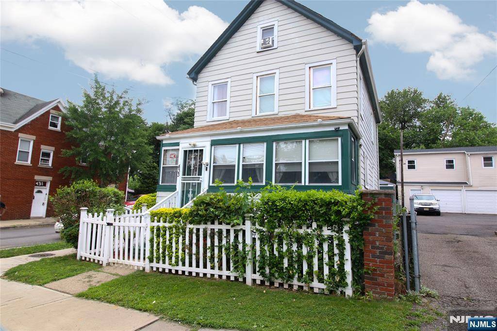 Passaic, NJ 07055,433 Highland AVE