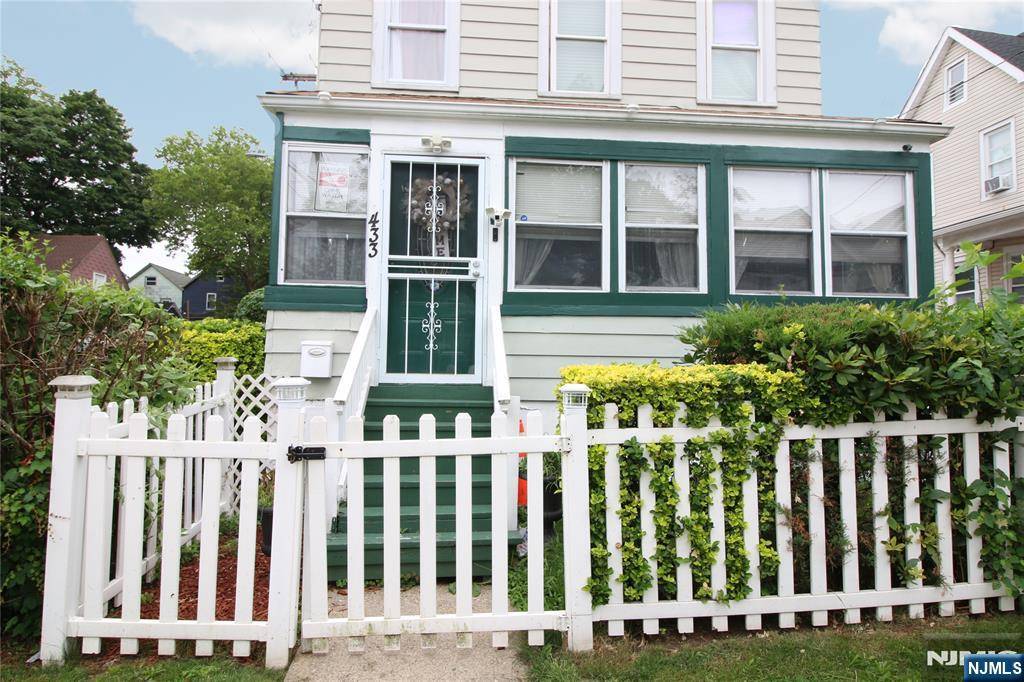 Passaic, NJ 07055,433 Highland AVE