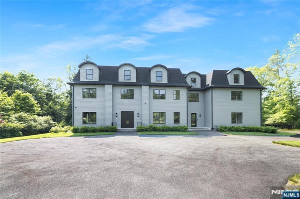 241 Saddle River RD, Saddle River, NJ 07458